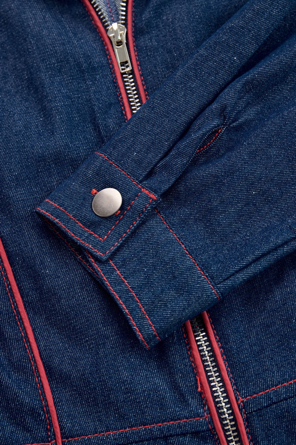 casual-loose-retro-red-topstitched-denim-wide-leg-long-sleeve-jumpsuit - Oyrosy