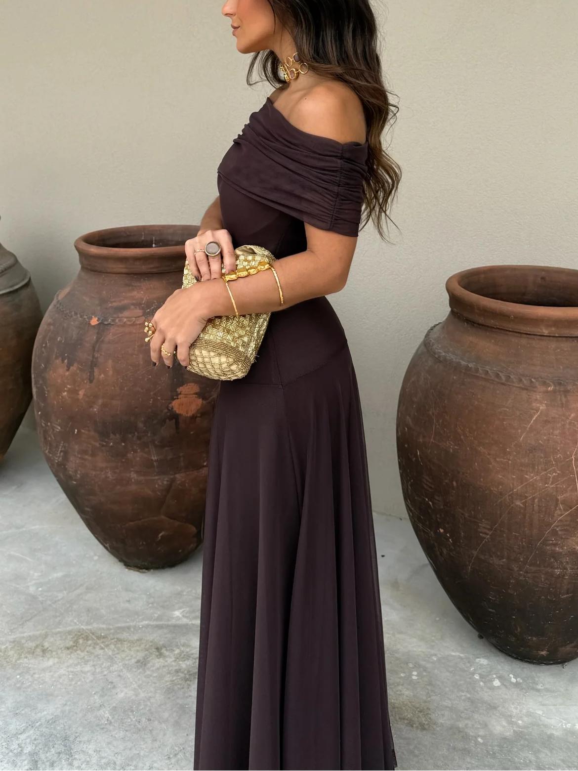Noiréa | Elegant Off Shoulder Chiffon Maxi Dress Silhouette