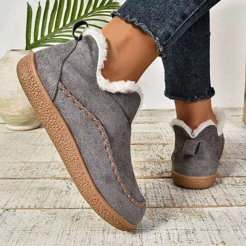 Avery | Women's Shearling-Lined Suede-Look Ankle Boots