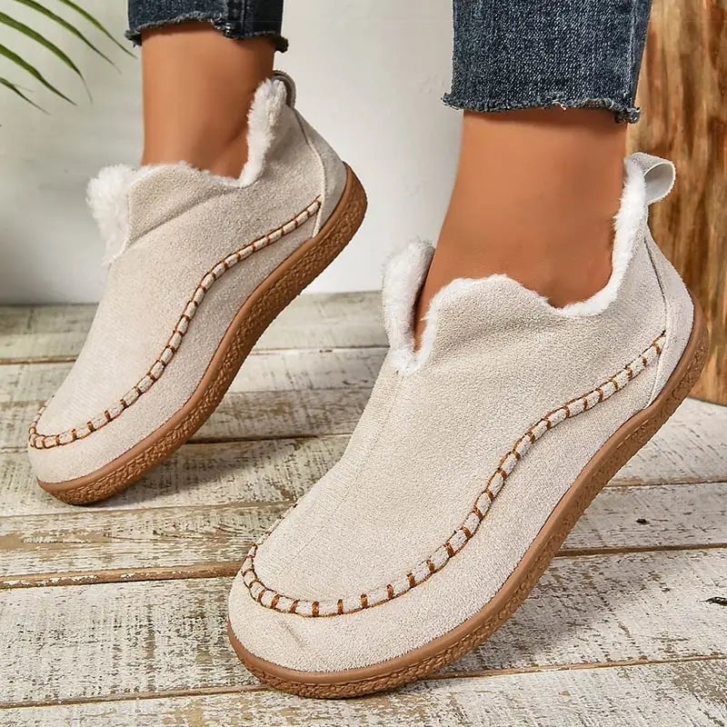 Avery | Women's Shearling-Lined Suede-Look Ankle Boots