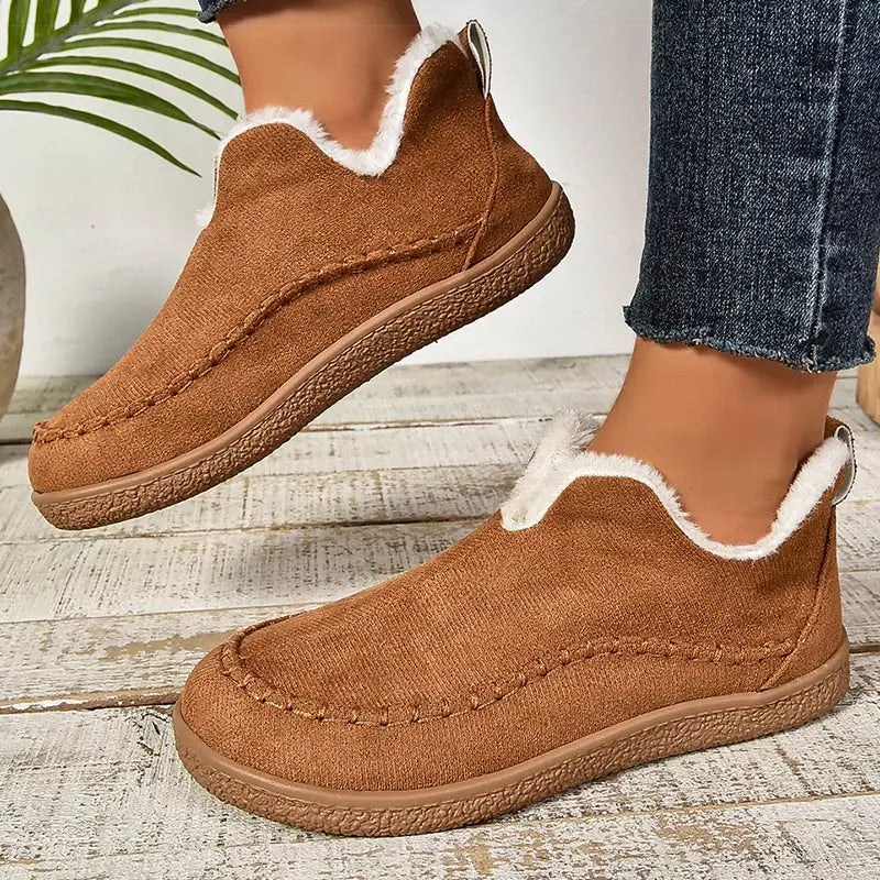 Avery | Women's Shearling-Lined Suede-Look Ankle Boots