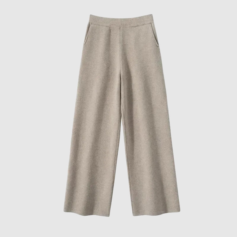 Sofia | Amoretti Velora Casual Pants